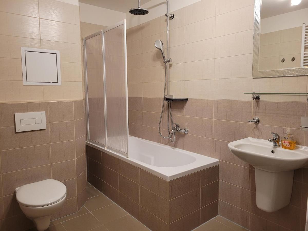 Apartment Svahova Karlovy Vary Ngoại thất bức ảnh